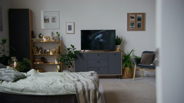 A Calm Bedroom, Beautifully Considered: Furniture and Décor Essentials