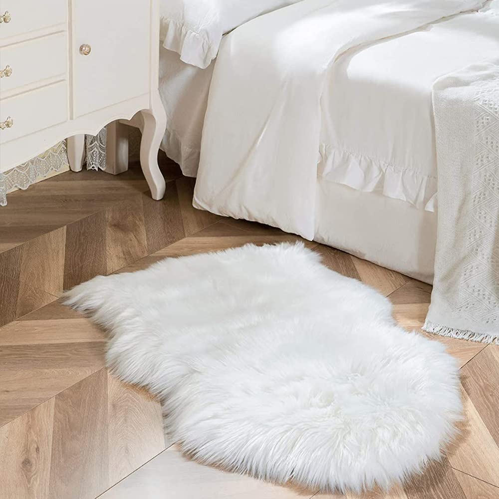 Ophanie Soft Area Rug for Bedroom and Living Room