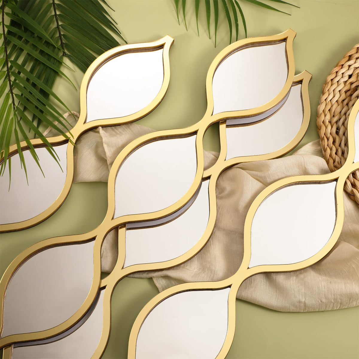 Qunclay Teardrop Decorative Wall Mirrors, Set of 4