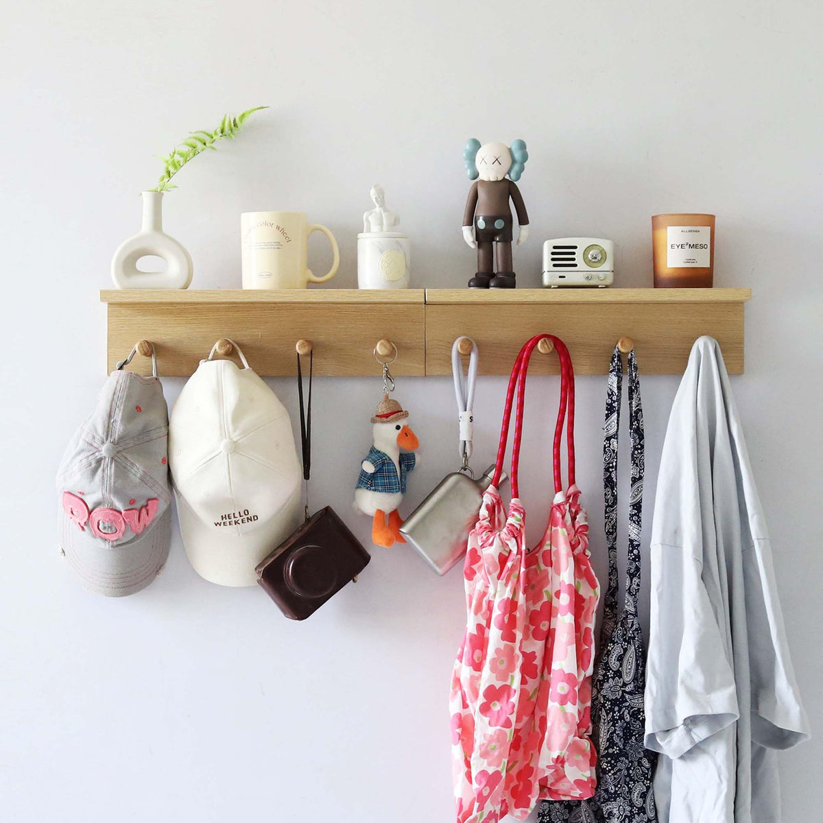 XAOMLP Wooden Wall-Mounted Coat Rack with Hooks