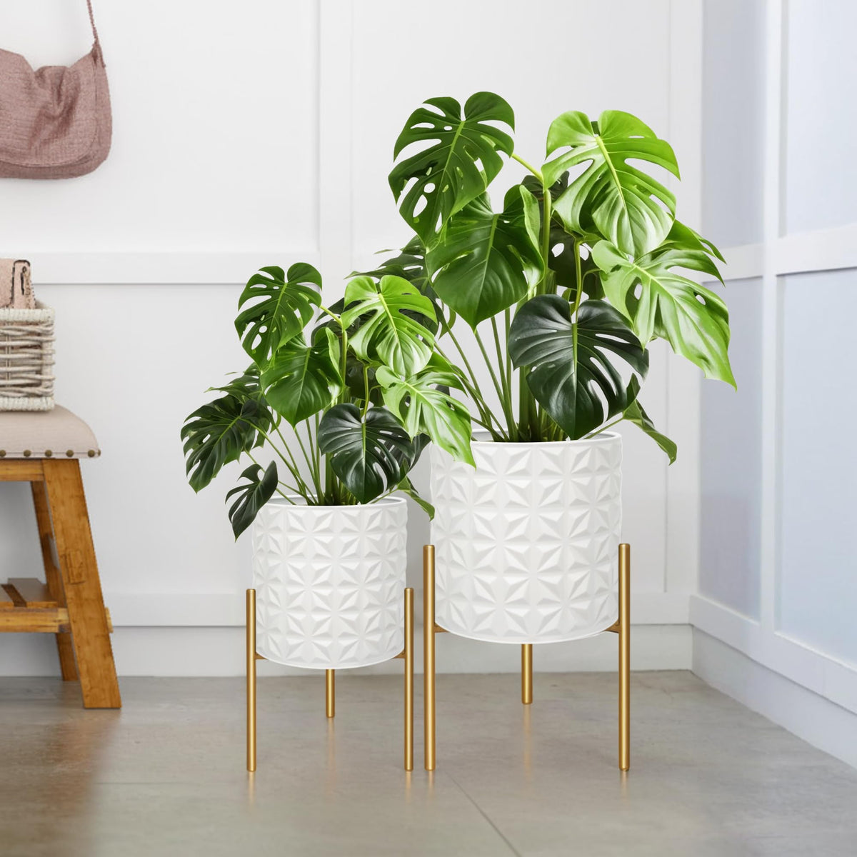 ARNIS Modern Metal Planter Pots with Stands, Set of 2
