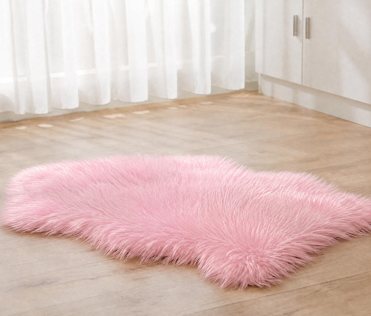 Ophanie Soft Area Rug for Bedroom and Living Room