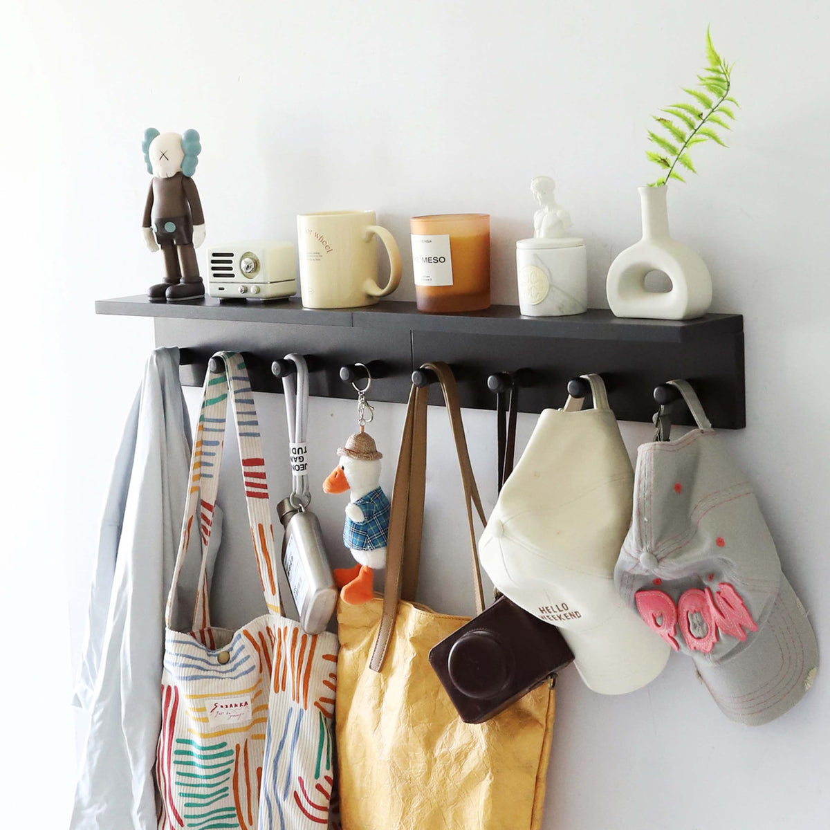 XAOMLP Wooden Wall-Mounted Coat Rack with Hooks